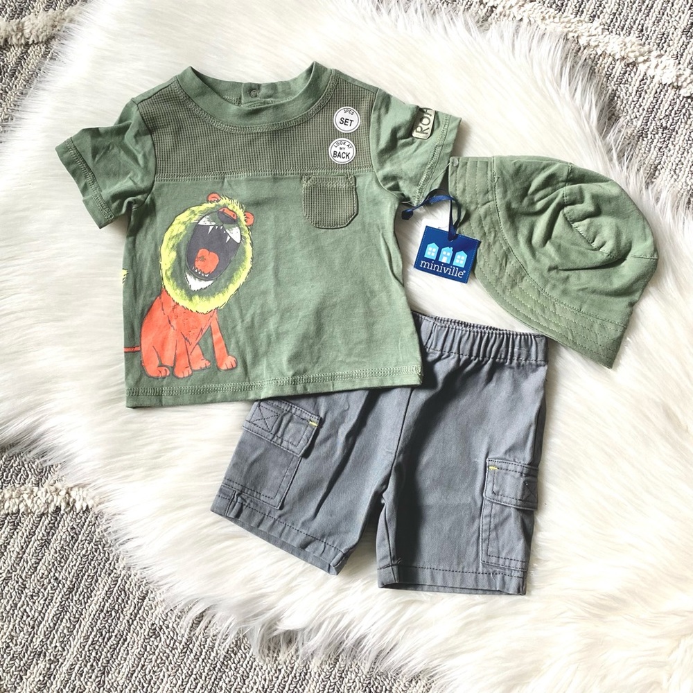 (🎄2/$30) New! 3 piece baby lion outfit